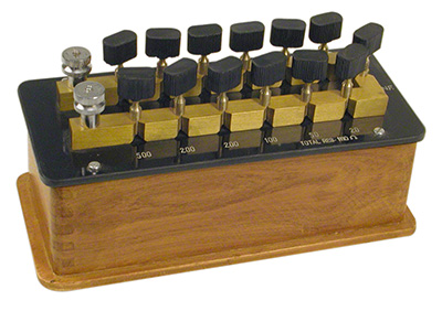 RESISTANCE BOX PLUG TYPE